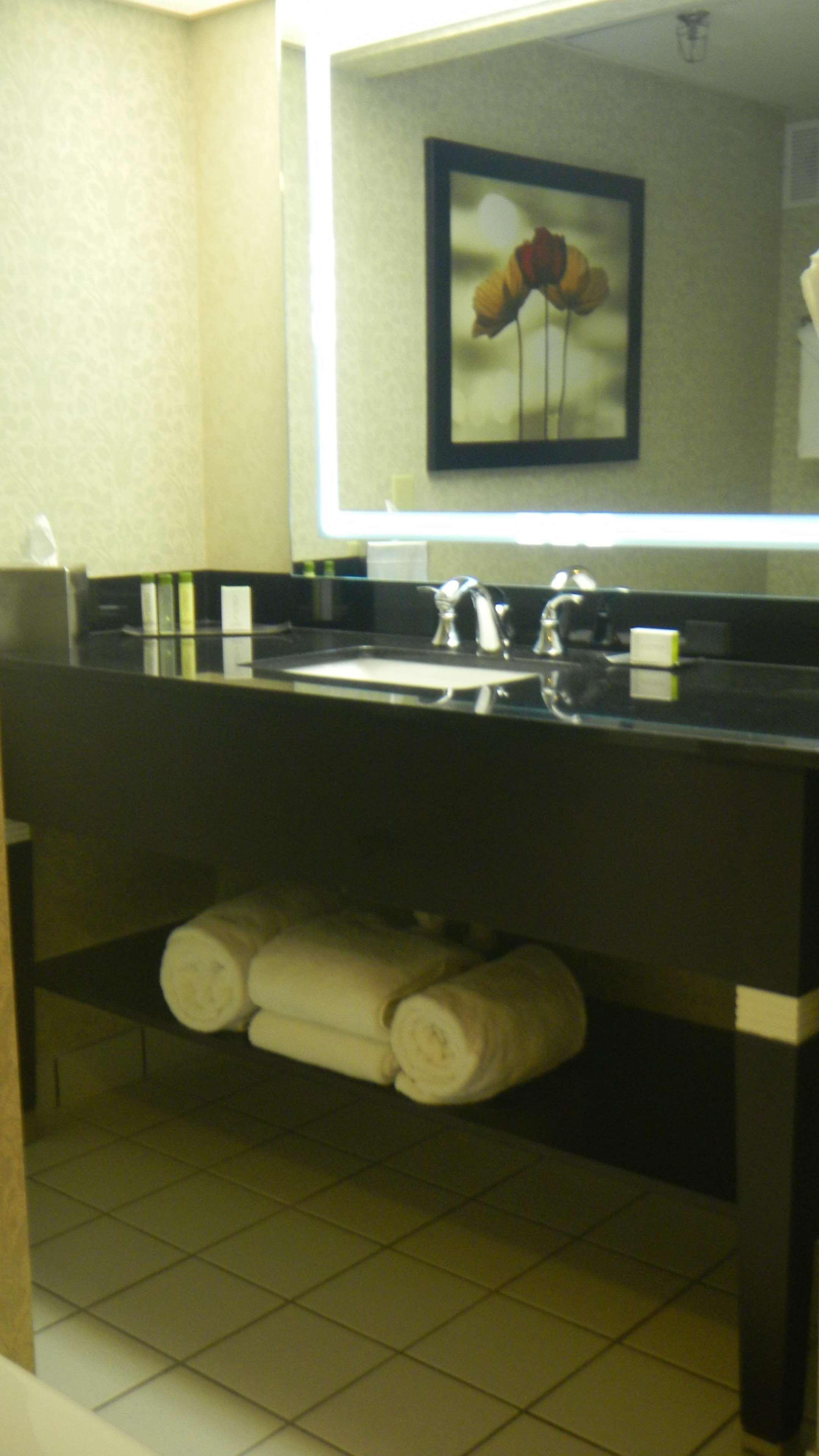 Hotel Doubletree By Hilton Springdale Extérieur photo