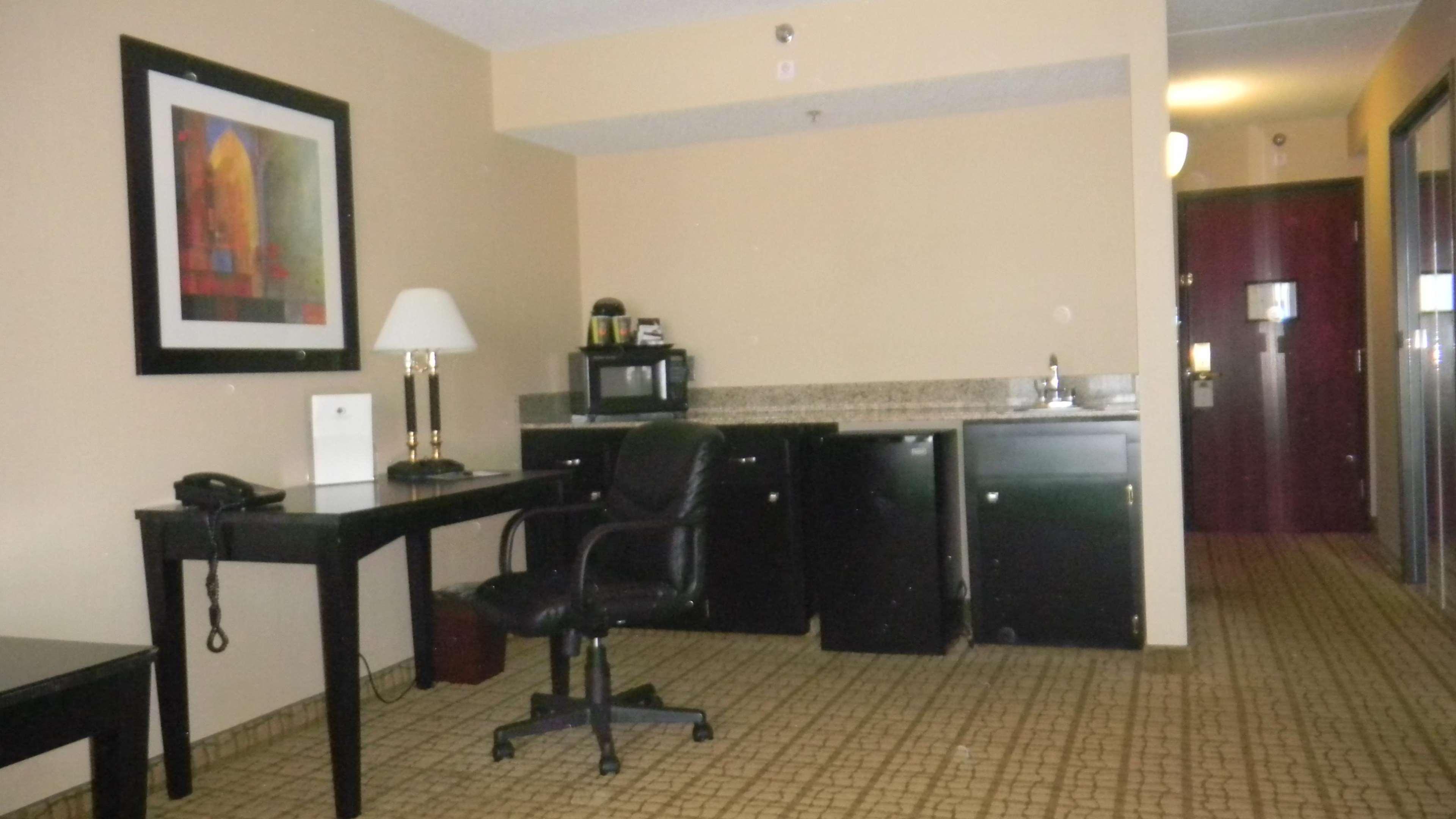 Hotel Doubletree By Hilton Springdale Extérieur photo