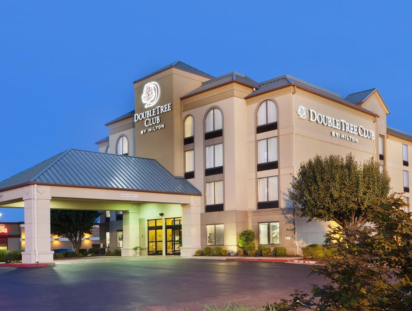 Hotel Doubletree By Hilton Springdale Extérieur photo